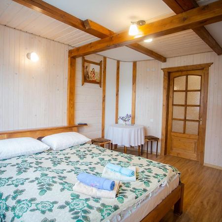 Сервус Guest Hotel Yaremche Luaran gambar