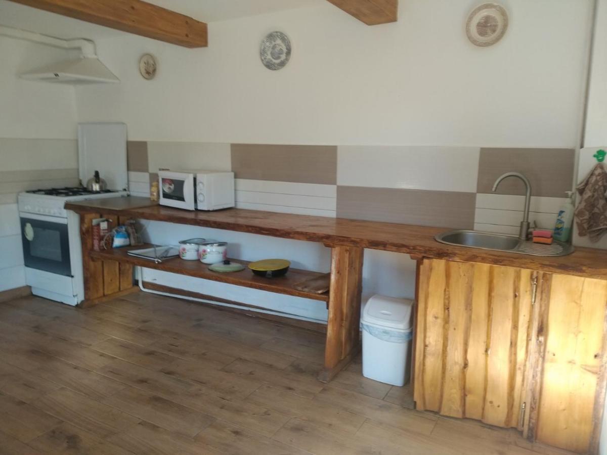 Сервус Guest Hotel Yaremche Luaran gambar