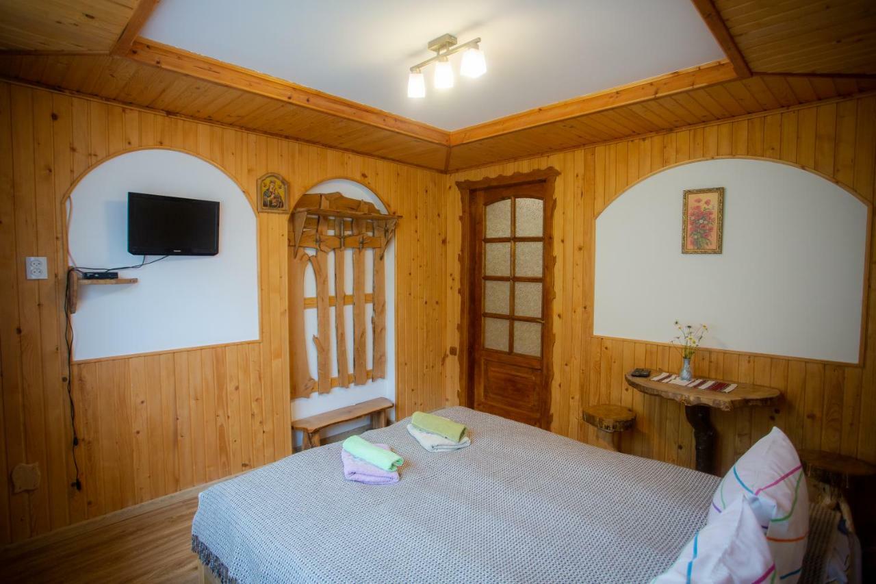 Сервус Guest Hotel Yaremche Luaran gambar