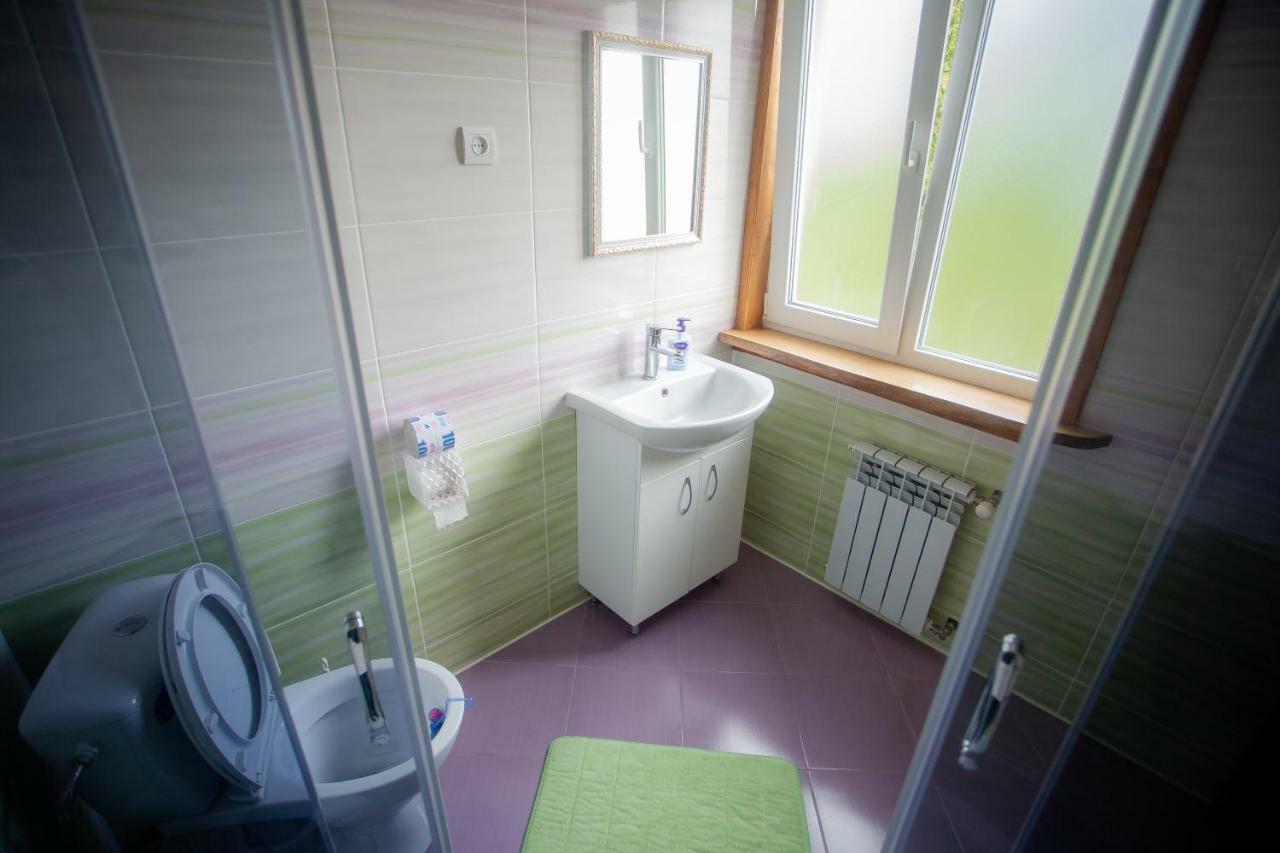 Сервус Guest Hotel Yaremche Luaran gambar