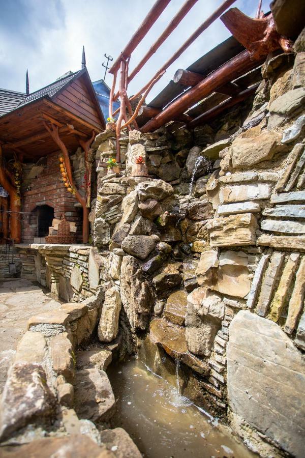 Сервус Guest Hotel Yaremche Luaran gambar