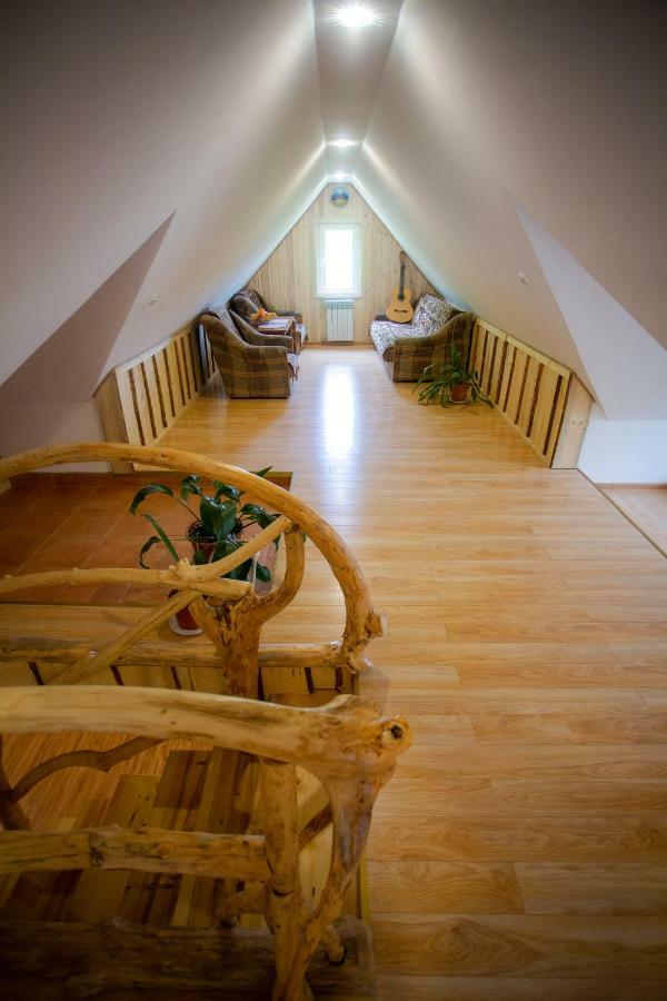 Сервус Guest Hotel Yaremche Luaran gambar